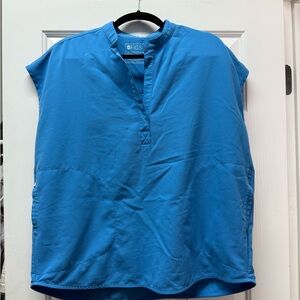 Figs Capri blue Rafaela scrub top